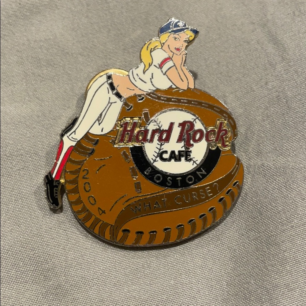 Hard Rock Boston 2004 World Series Pin
